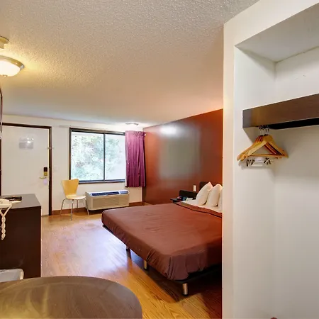 Americas Best Value Inn Heath-Newark-2