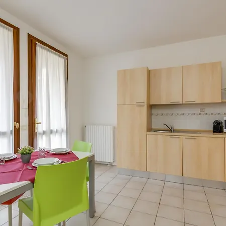 Budget Village Apartments - Porto Letizia-2