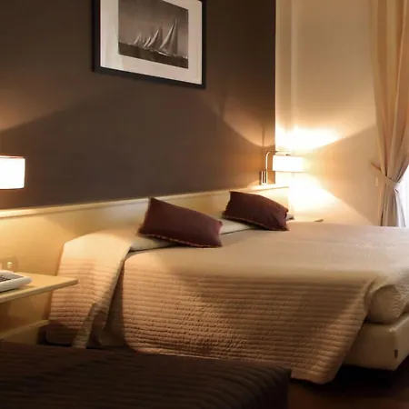 Hotel Ancora Riviera-2