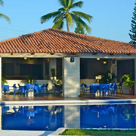 Cabo Blanco Hotel And Marina-2