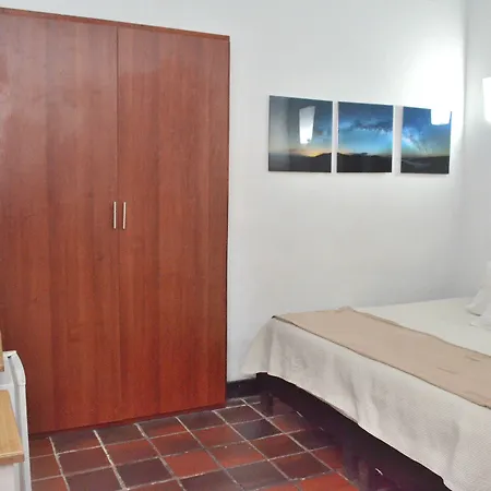 Hotel Puertas De Cartagena-3