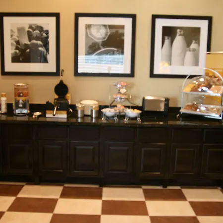 Hampton Inn La Grange-2