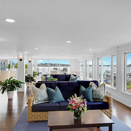 The Harborside Inn-3