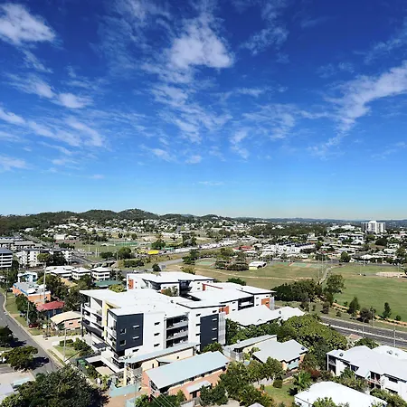 Oaks Gladstone Grand Hotel-3