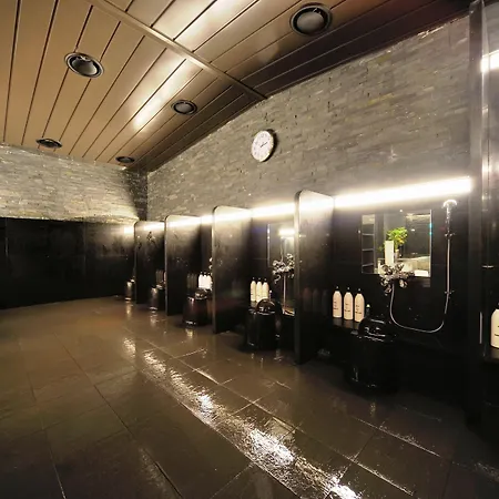 The Recenz Premium Gangnam Garosu-Gil Hotel-2