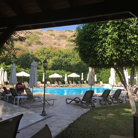 Kotzias Beach Apartments-2