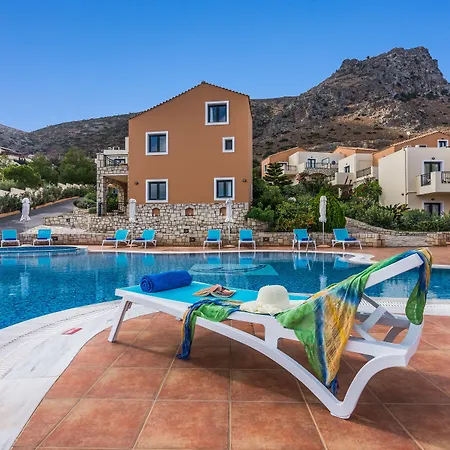Pilot'S Villas Luxury Suites-2