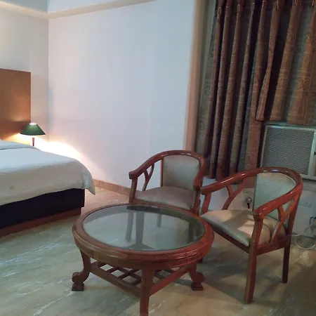 Hotel Queens Residency-2