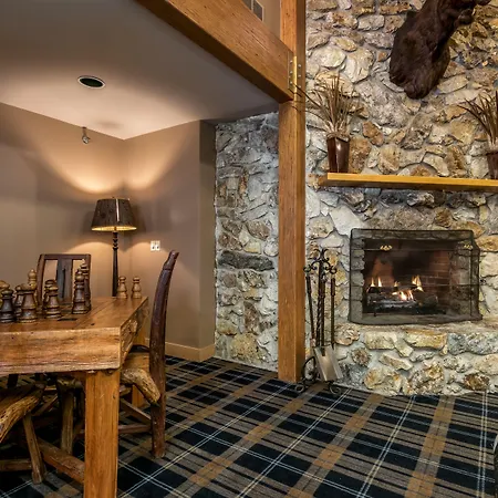Snow Cap Inn-2