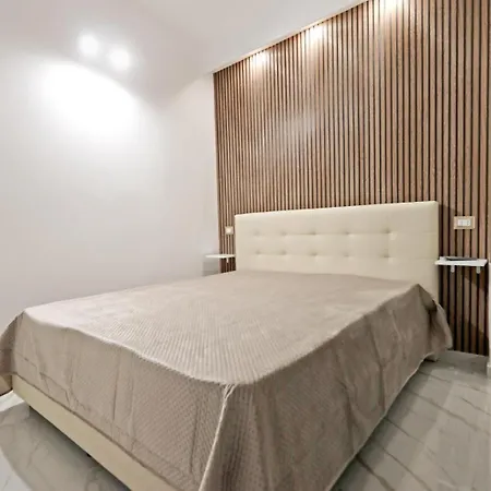 You And Me Room - 5 min dall'Aeroporto&Wi-Fi-2