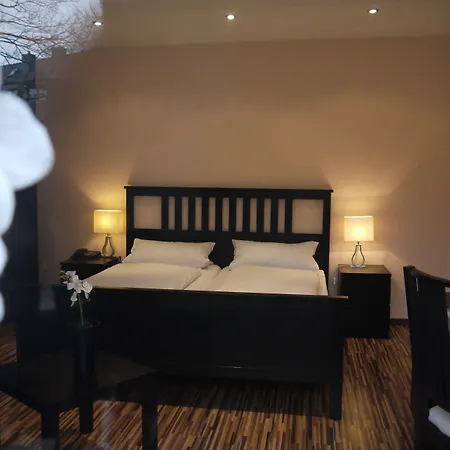 Hotel am Stadion-2