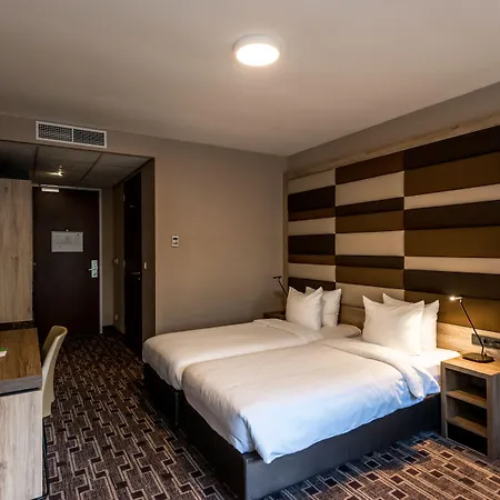 Xo Hotels Blue Square-2