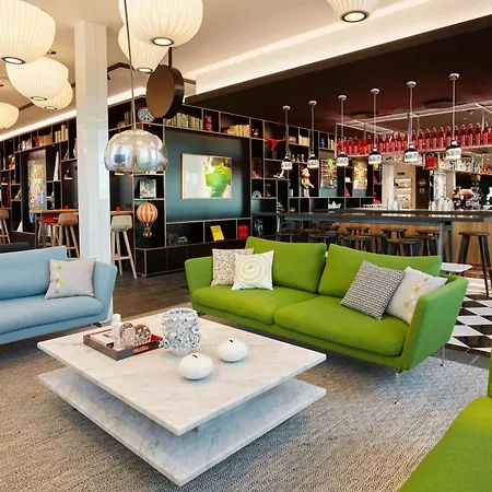 Citizenm Copenhagen Radhuspladsen-3