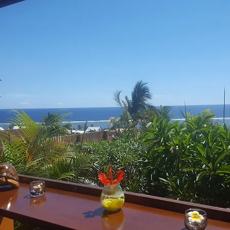 Poz Lagon - chambre d'hôtes - Bungalow pour 2 personnes - Jacuzzi privatif - petit déjeuner - Vue sur le lagon-3