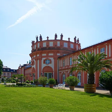 Tinytwice Hotel Wiesbaden-3