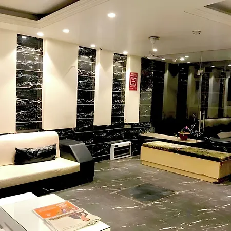 Hotel Crystal Deluxe At New Delhi Railway Station-2