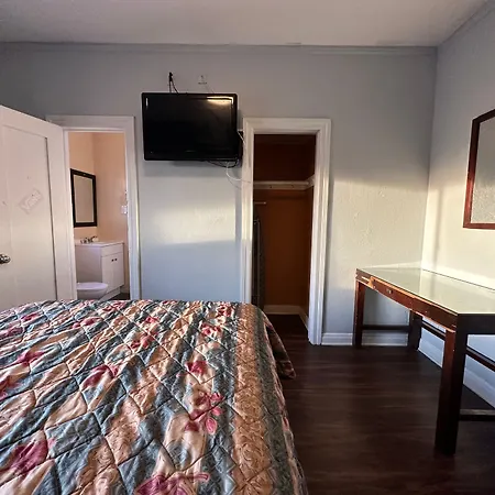 Unity Hotel - No Parking & Rooms Are Upstairs-2