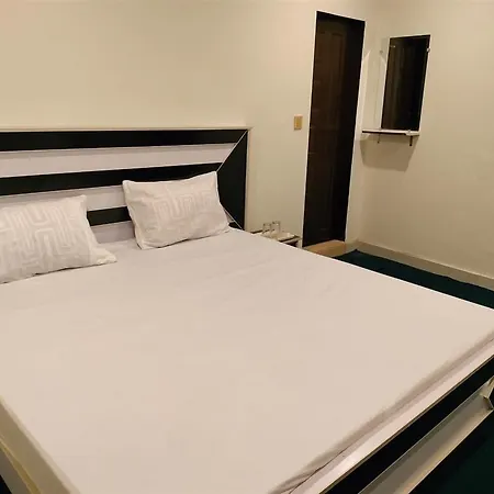 Hotel Royal Sweet-2