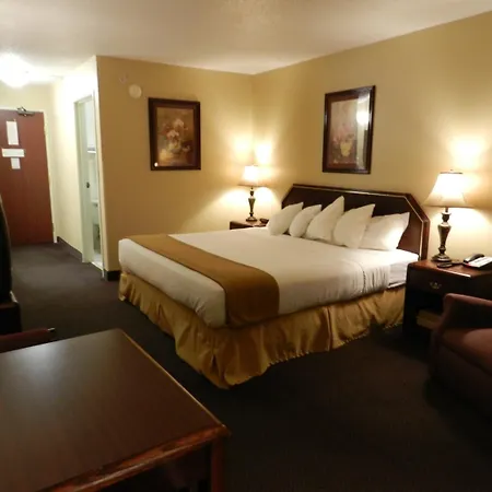 Bay Inn & Suites Troy-3