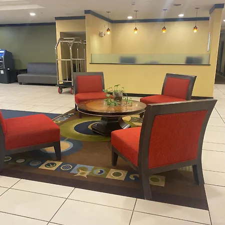 Holiday Inn Express And Suites Detroit North-Troy By Ihg-3