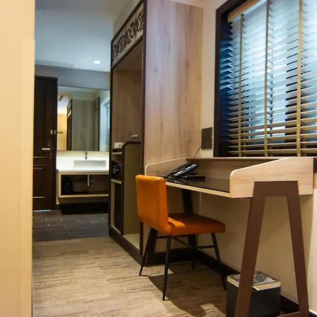 Aqueen Prestige Hotel Lavender-2