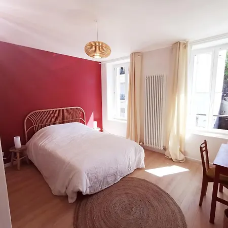 Le Saint Christophe - Mairie d'Aubervilliers ligne 12-3
