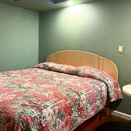 Budget Inn By Oyo Corpus Christi Beach-2