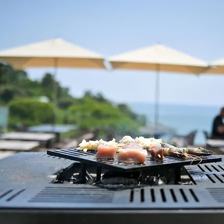 "Cap Riviera" Hotel & Restaurant Saint Aygulf-3