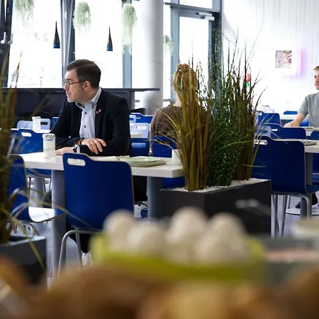 Ibis budget Koeln Messe-3