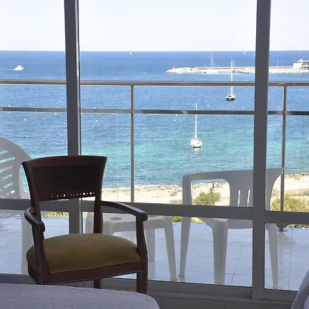 Hotel Neptuno-3