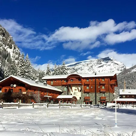 Le Rocher Hotel-2
