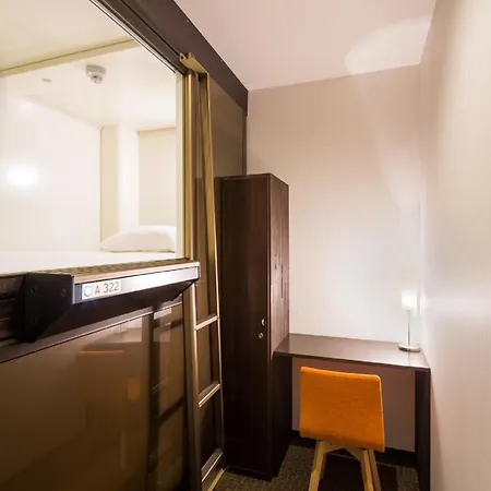 Capsule Hotel Cube Hiroshima-3