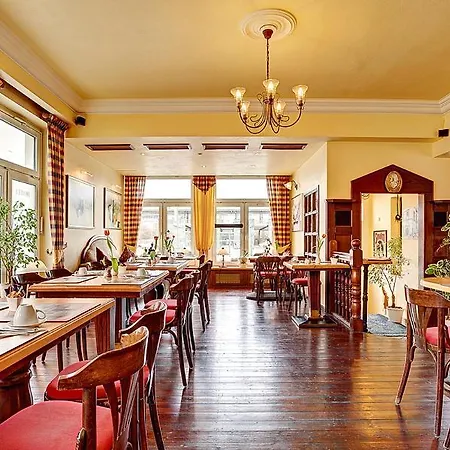 Stadthotel Detmold-3