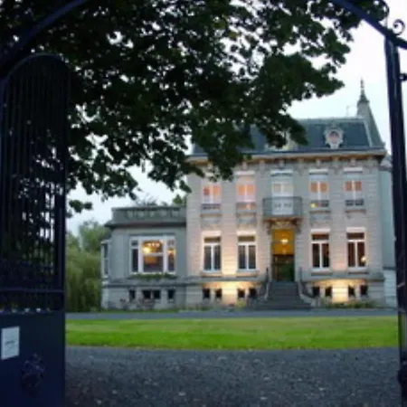 Au Château Des Thermes-2