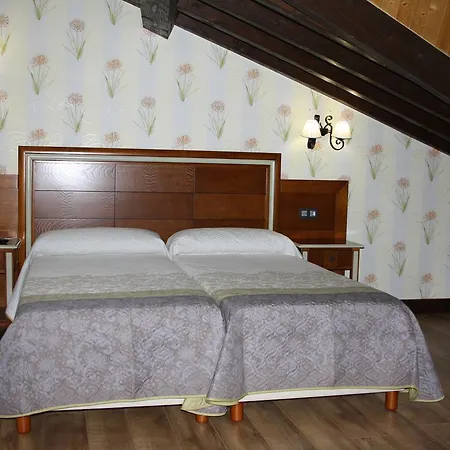 Hotel Rural El Reundu-3