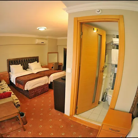 Palace Point Hotel-2