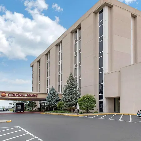 Clarion Hotel-3