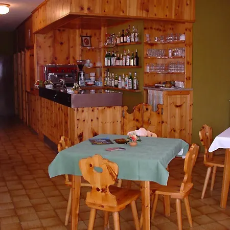 Hotel Gin-3