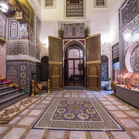 Palais Antique-2