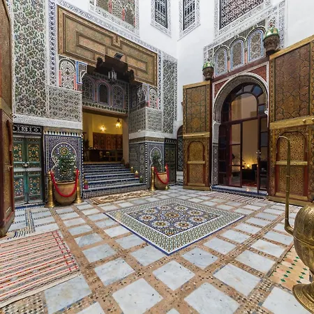 Palais Antique-3
