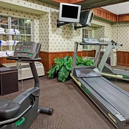Microtel Inn & Suites By Wyndham Perimeter Center-3