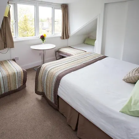 Primrose Guest House-3