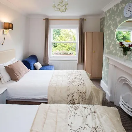 Primrose Guest House-2