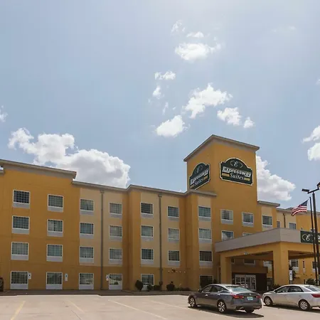 Expressway Suites Minot-2