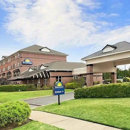 Days Inn By Wyndham Hershey-2