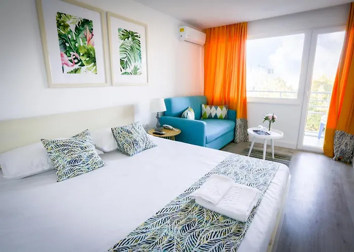 Spring Holiday Resort