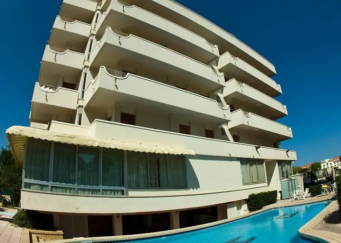 Hotel Alexander
