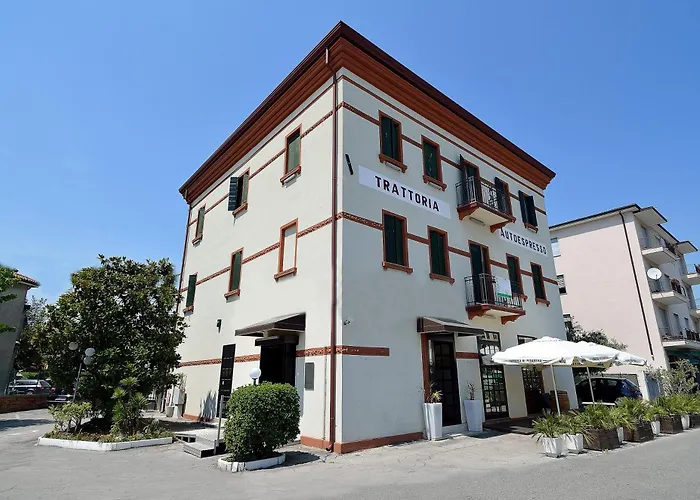 Hotel Autoespresso Venice - Atika & Atif