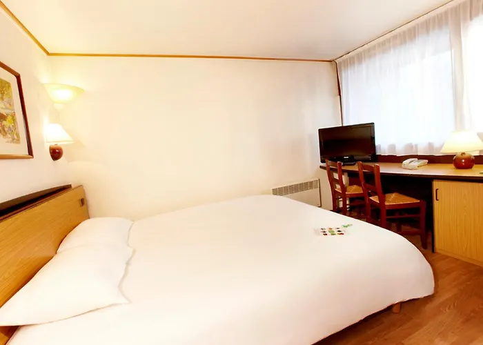 The Originals Access, Hotel Foix