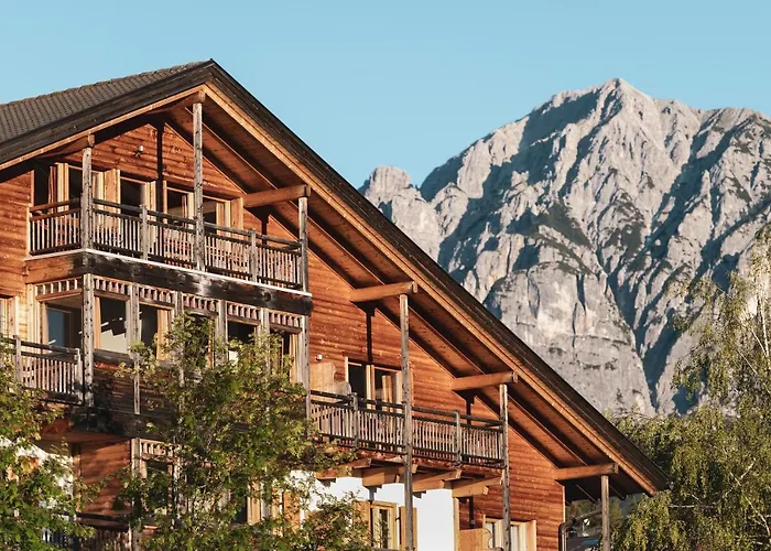 Berghotel Majarei